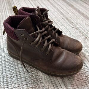 Dr Doc Martens Women Brown Leather Ankle Boots 7 Maelly Booties Buffalo Plaid